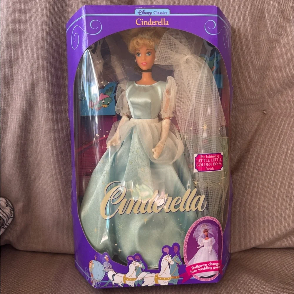 NIB 1991 Disney Classics Cinderella Doll Reversible Ballgown Wedding Dress